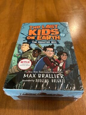 The Last Kids on Earth: The Monster Box Collector Set